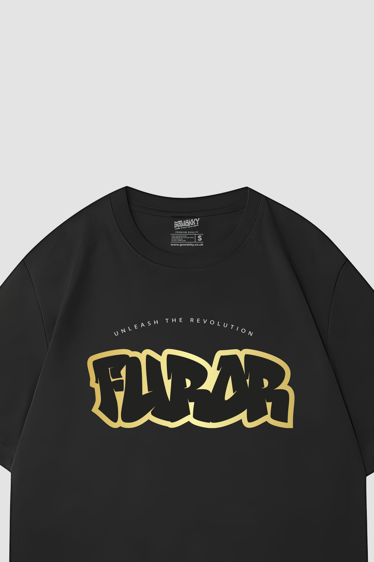 Oversized Furor Bold Tee in Gold Outline