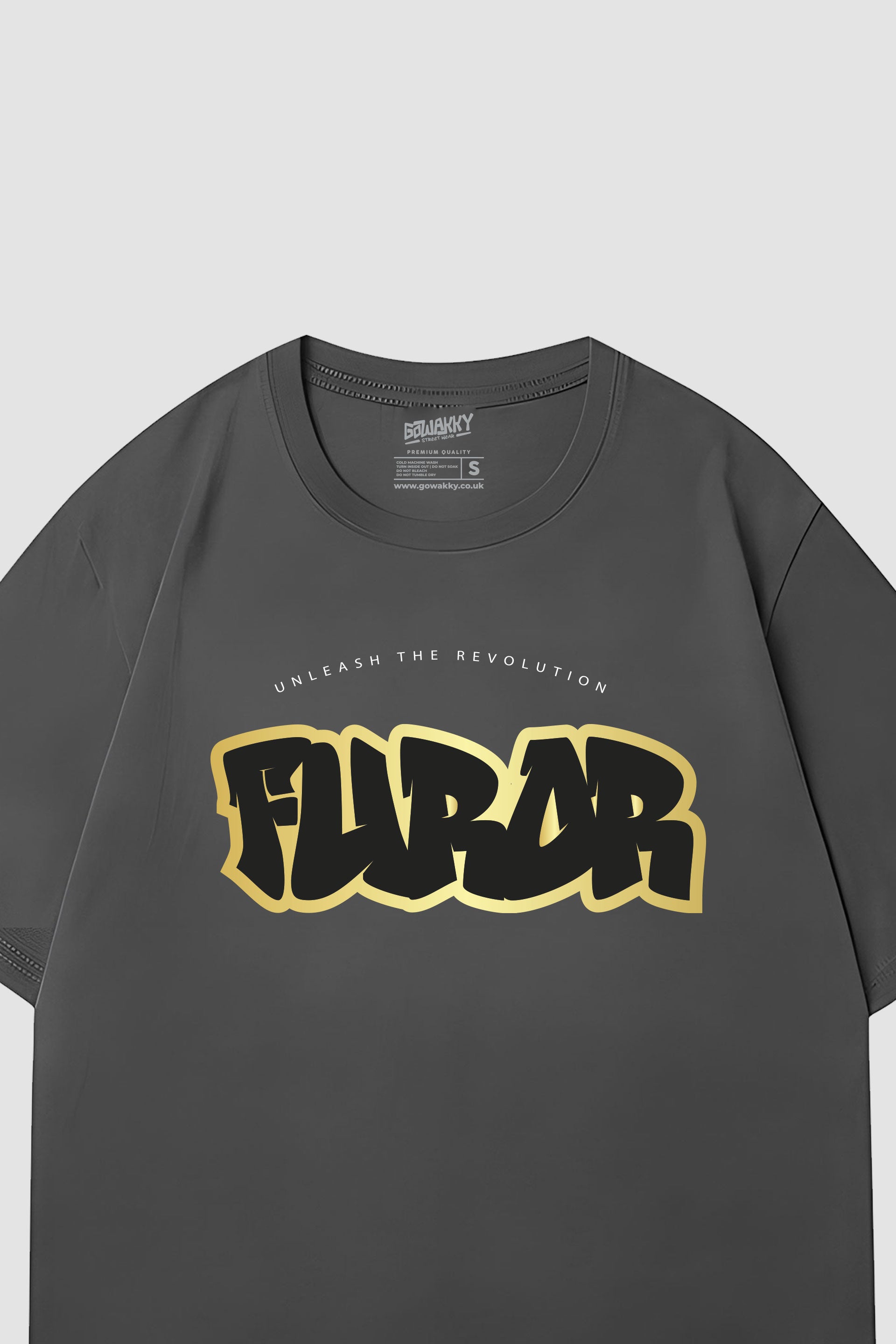 Oversized Furor Bold Tee in Gold Outline